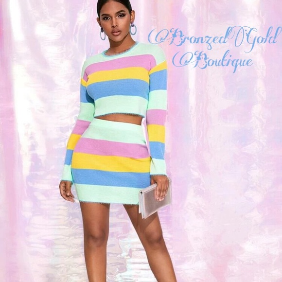 💙 ColorBlock Skirt Set 💙 - Picture 3 of 8